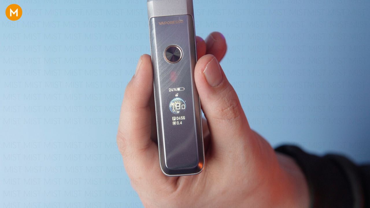 Photo showing again the display of the XROS Pro 2